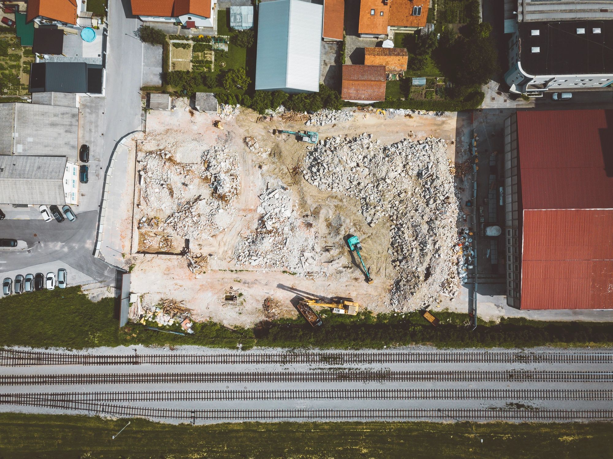 Industrial site prepared for dismantling and material handling